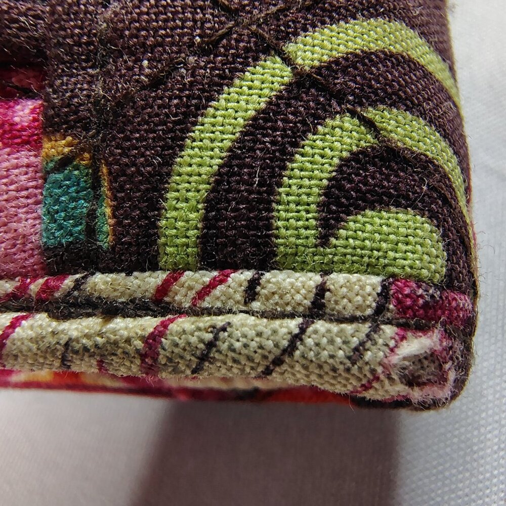 Vera Bradley Mod Floral Quilted Euro Wallet Floral Circle Pattern Boho Colorful - Picture 15 of 15